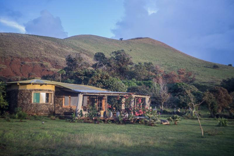 Casa Rapanui Hotel Ханга Роа Екстериор снимка